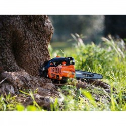 Τεχνικά χαρακτηριστικά: Κυβισμός: 25,0 cc Βάρος: 2,3 kg Στροφές: 13100 rpm Μήκος λάμας: 20cm carving Βήμα αλυσίδας: 1/4” Ντεπόζιτο βενζίνης: 0,19 lt Ντεπόζιτο λαδιού αλυσίδας: 0,14 lt Ιπποδύναμη: 1,52 hp Κατασκευάζεται στην Ιαπωνία